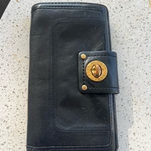 Marc Jacob’s black leather wallet